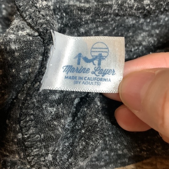 Marine Layer foggy letters graphic tee in charcoal - Picture 8 of 9